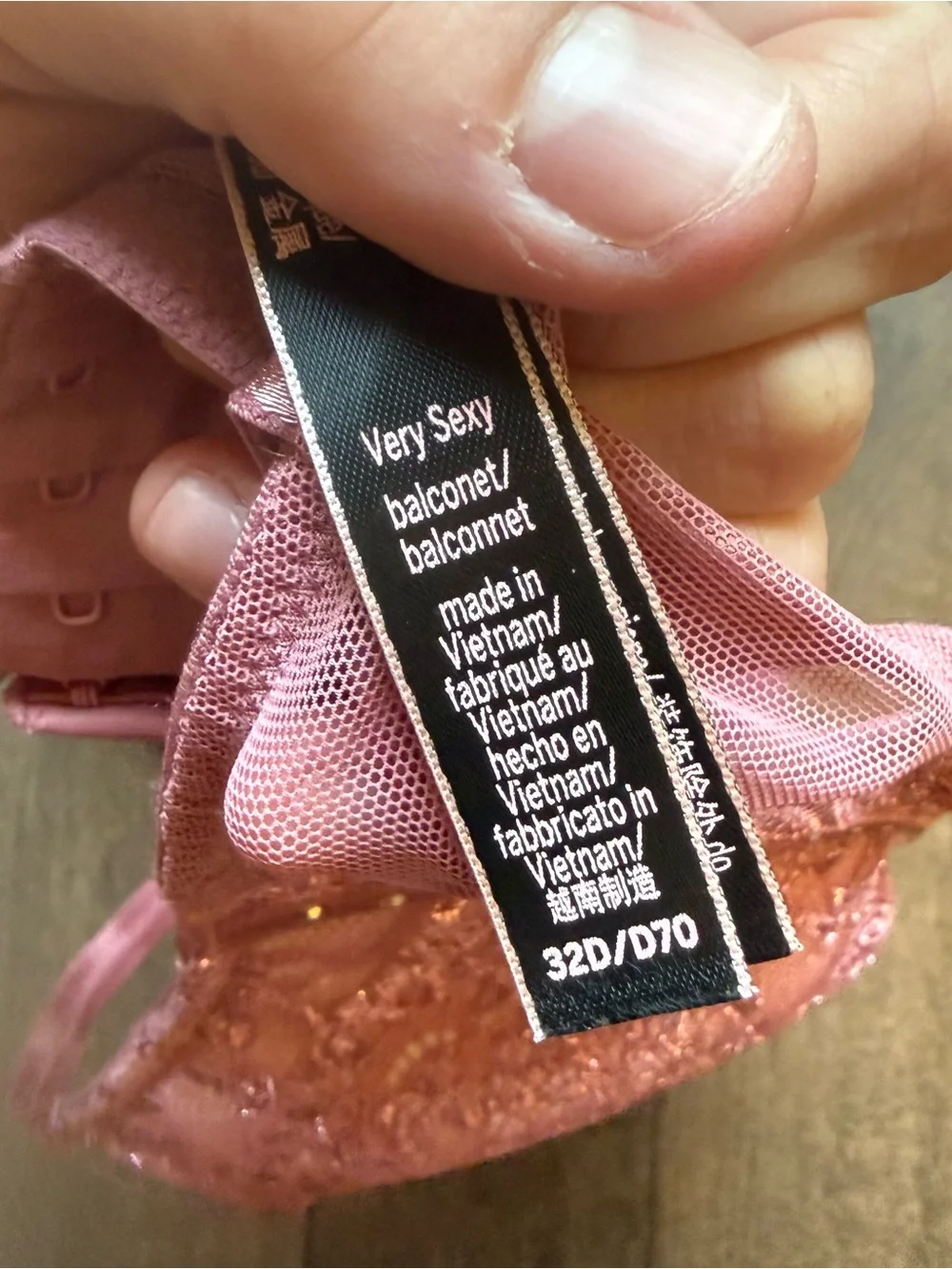 Victorias Secret 32 D Bra Pink Floral Very Sexy Balconet Underwire Studded